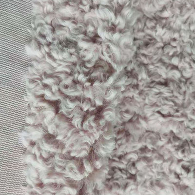 Indumenti da donna a maglia con 100% poliestere