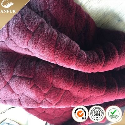 Stoccaggio al dettaglio di pellicce artificiale a maglia con materiale poliestere / acrilico