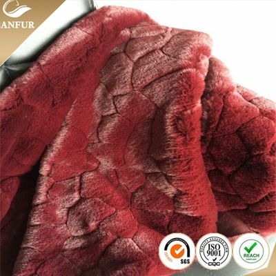 Stoccaggio al dettaglio di pellicce artificiale a maglia con materiale poliestere / acrilico