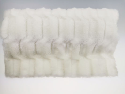Tricot a maglia tessuto in peluche PV bianco spazzolato per coperte e cuscini tipo a maglia