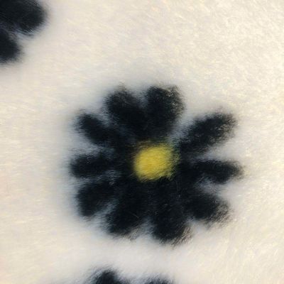Giacca di pelliccia di coniglio con stampo di Jacquard 100% poliestere morbido per un fascino sofisticato