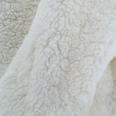 Tessuti non tessuti a cucitura 100% poliestere a maglia, caldo, morbido, bianco, colore sherpa