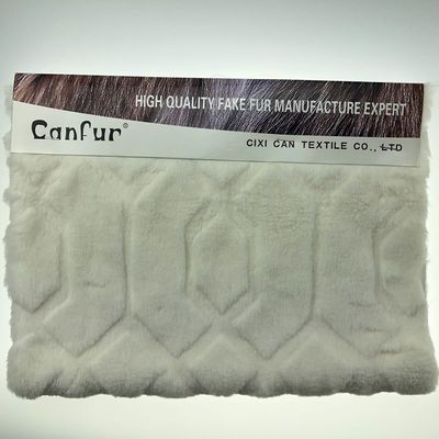 Pelliccia di coniglio tagliata stampata 1000 metri 15-25 giorni consegna 58/60" Larghezza da CANFUR CN