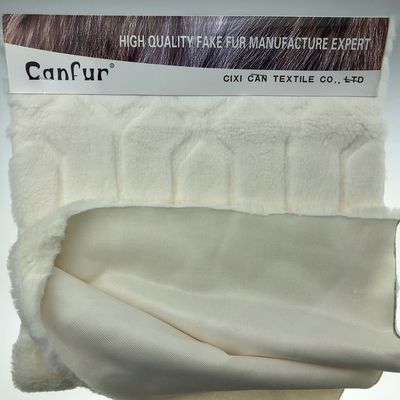 Pelliccia di coniglio tagliata stampata 1000 metri 15-25 giorni consegna 58/60" Larghezza da CANFUR CN
