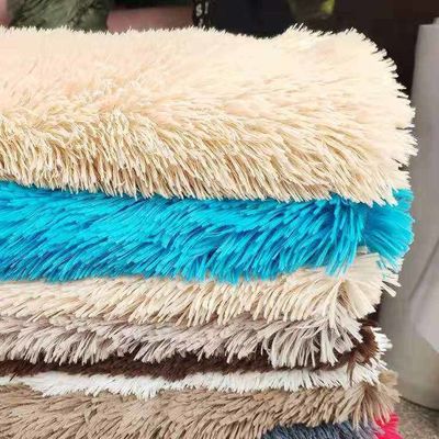 Peso medio 260GSM Tessuto in maglia di plastica fotovoltaica semplice per la fabbricazione di rivestimenti per giocattoli e abbigliamento