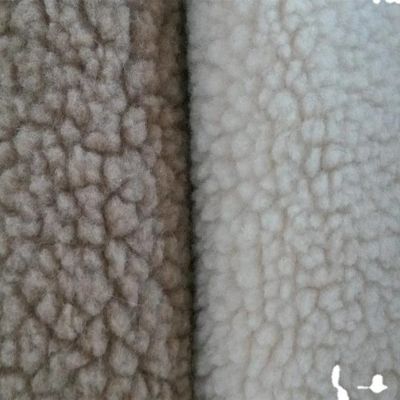 2023 Fabbriche da metà a fine Ordina poliestere particella di lana di agnello per rivestimento in stile di lusso