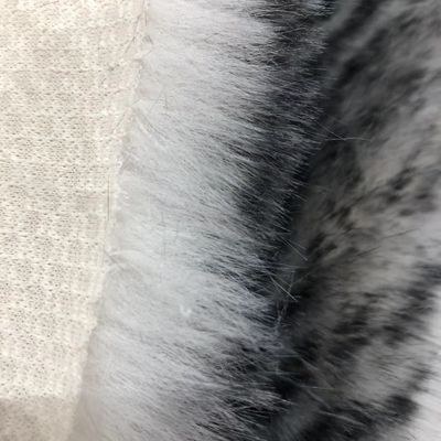 Materiale anteriore 100% poliestere Tessuti di pelliccia finta per abbigliamento invernale in varie densità