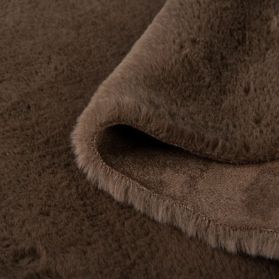 Descrizione Tessuto di pelliccia di coniglio falso suede legato tessuto di peluche per abbigliamento di qualsiasi colore