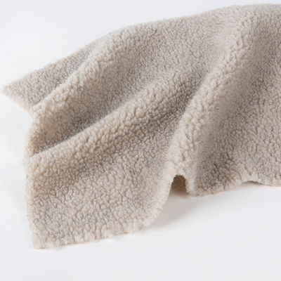 Tessuto di velluto morbido e caldo per giacca o coperta maschile 100% tessuto di poliestere berbero