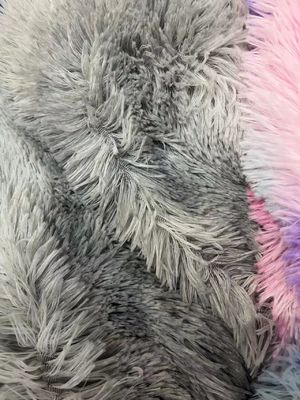 Tessuto di giocattolo in plastica in plastica in 100% poliestere con tintura speciale a maglia con modello in plastica e pila lunga