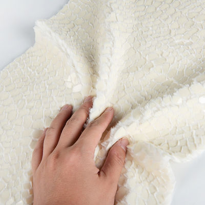 Tissu Chuck Plush perfetto per loungewear abbigliamento e tessili per la casa