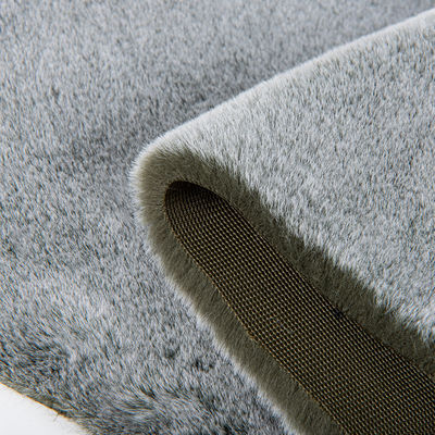 Tessuto di pelliccia di coniglio a maglia semplice con stampa a colori a punta bianca lussuoso e durevole