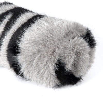 Tissu di cappotto da donna di peluche pelle lunga e bella pelliccia Jacquard pelliccia falsa per il contatto di densità artificiale
