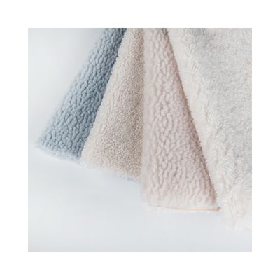 290±10gm Cappotto invernale in tessuto a guscio morbido con felpa di pelliccia di Teddy Sherpa