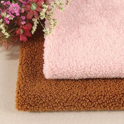 Tessuto di pelliccia da orsacchiotto per cappotto invernale Larghezza 58/60" Qualsiasi colore in PANTONE può essere fornito