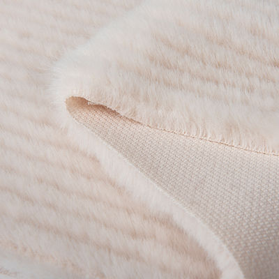 2024 Soft Cut Pile Short Fur Carpet Fabric con disegni e disegni personalizzati