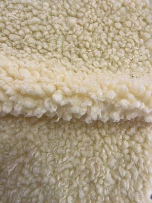 Tessuti di velluto a 100% di poliestere Teddy fleece per abbigliamento tessuti per la casa cuscini e giocattoli
