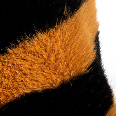Tessuto di pelliccia artificiale a base di jacquard personalizzabile con materiale di schiena in poliestere al 100%