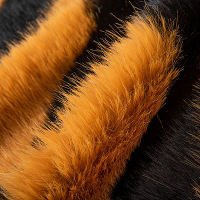 Tessuto di pelliccia artificiale a base di jacquard personalizzabile con materiale di schiena in poliestere al 100%