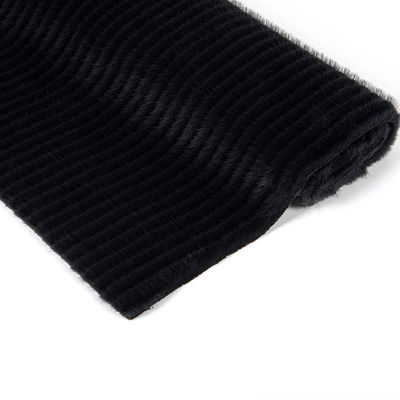 Pelli corti morbide Tessuto di pelliccia finta per cappotto Larghezza 58/60 Modello solido Tecnologia avanzata