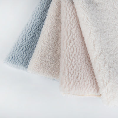 Modello SOLIDS 100 Tessuto Teddy in poliestere pelliccia finta per tessile/abbigliamento/giocattolo per la casa